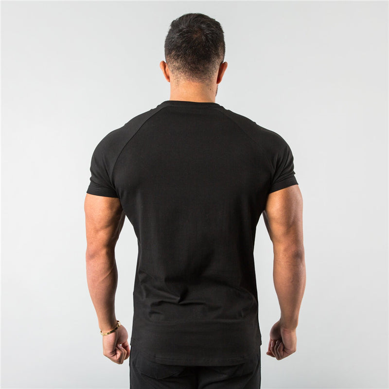 T-shirts unis tendance pour homme.