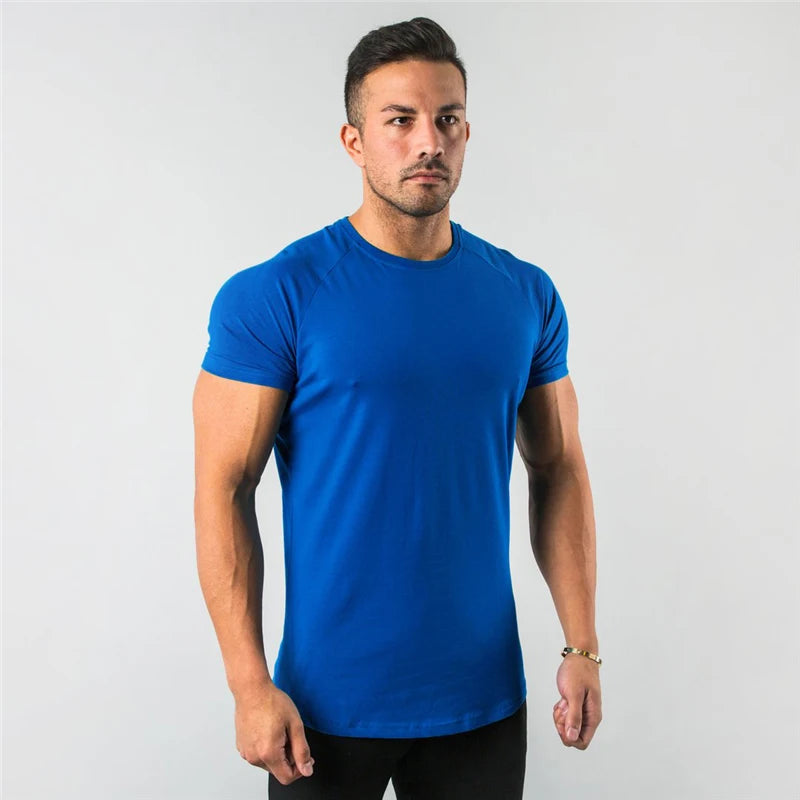 T-shirts unis tendance pour homme.